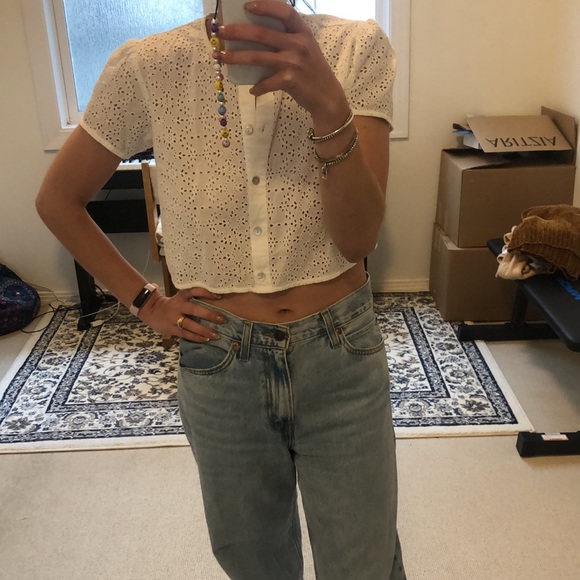 Oak and fort eyelet top - Picture 3 of 4